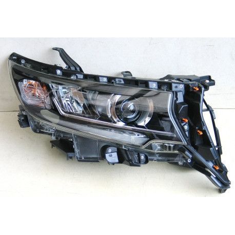 Toyota Prado 150 2018+ передние фары LED ZW 91933 фото